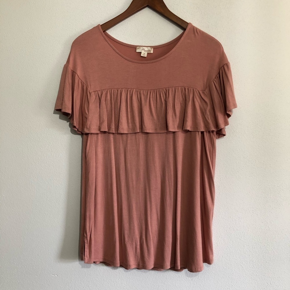 Misia ruffle‎ top!